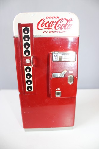 Vintage die cast metal - vintage,