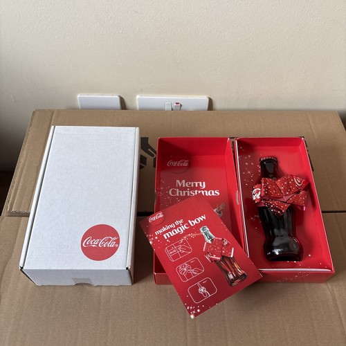 Coca cola make bow bottle - cola, a