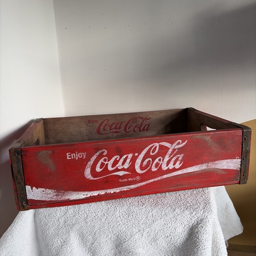 Coca cola red wooden crate - red,